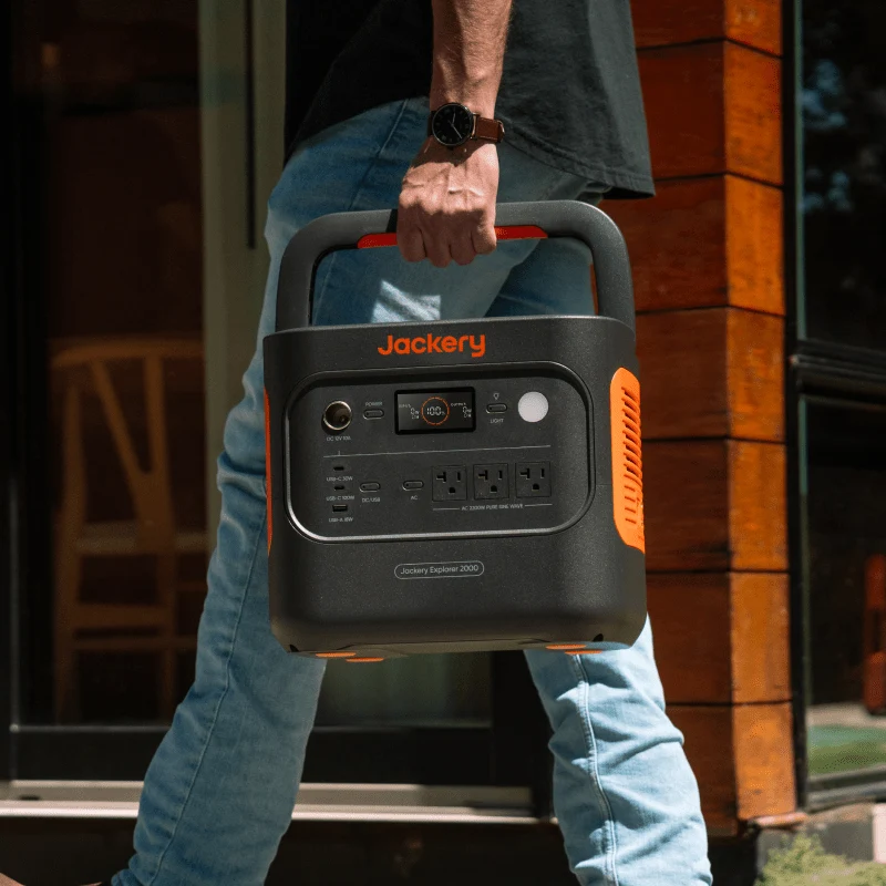 Jackery Solar Generator 2000 v2(Refurbished) 4 Jackery Solar Generator 2000 v2(Refurbished)